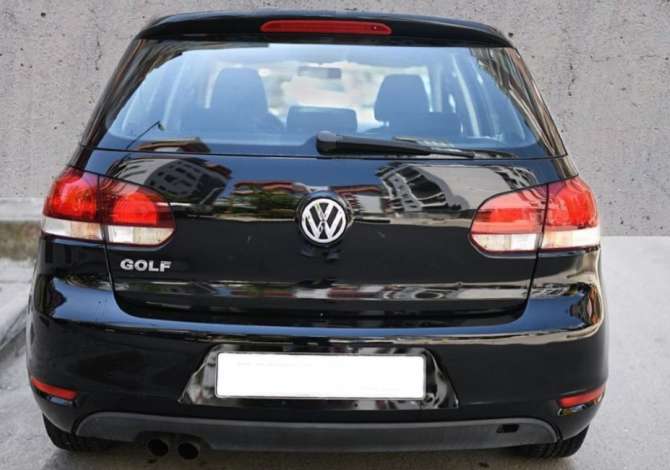 Makina me qera  ne Tirane - 30 Euro