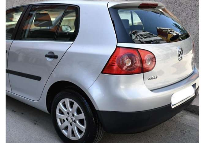 Jepet me qera Wolkswagen Golf 5 duke filluar nga 25 euro dita