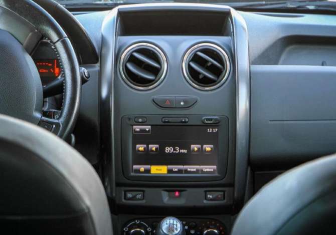 Jepet me qera Dacia Duster duke filluar nga 70 euro dita 