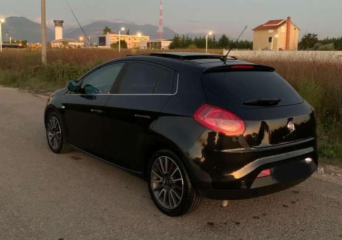 ⚫Jepet me qera Fiat Bravo  duke filluar nga 30 euro dita 💥