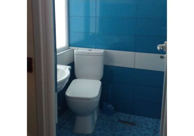 Shtepi me qera Apartament ne Tirane, Garsoniere, Mobilimi E mobiluar, Pagesa 350  Euro.