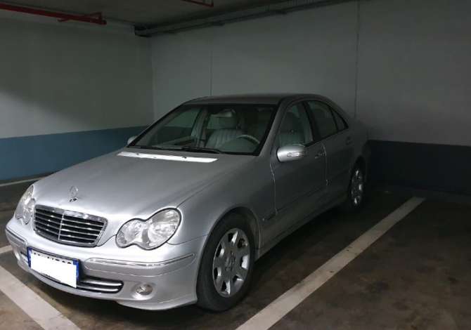 Noleggio Auto  a Tirana - 35 Euro
