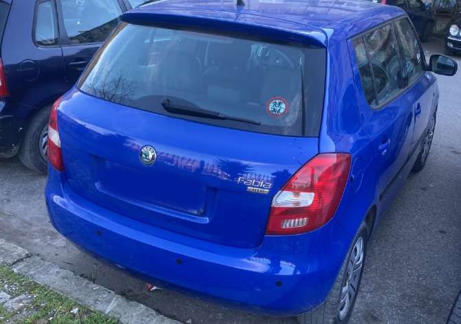  Jepet me qera  Skoda Fabia  duke filluar nga 25 euro dita