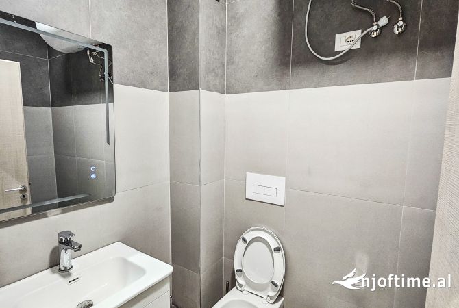 Shtepi me qera 1+1 ne Tirane - 59,000 Leke