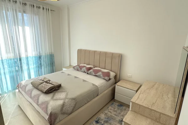 Shtepi me qera Apartament ne Tirane, 1+1, Mobilimi E mobiluar, Pagesa 500  Euro.