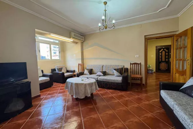 Shtepi ne shitje 1+1 ne Tirane - 138,000 Euro