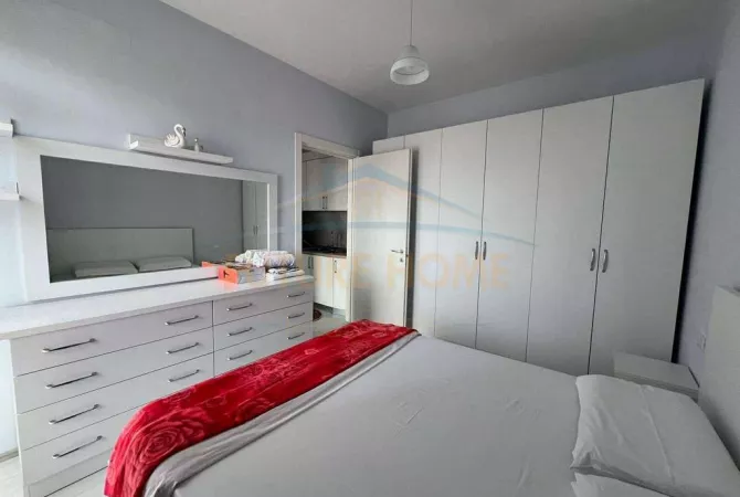 Shtepi me qera 1+1 ne Tirane - 650 Euro