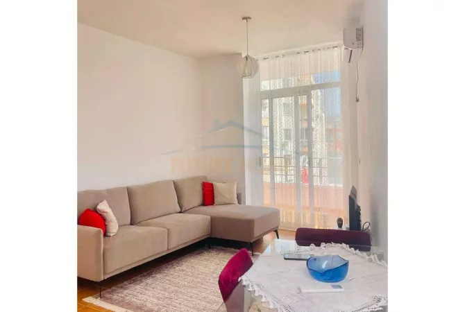 Shtepi me qera 1+1 ne Tirane - 450 Euro