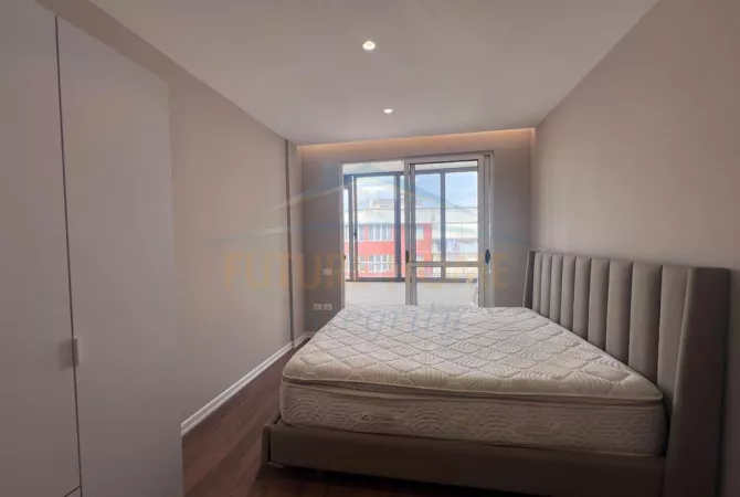 Shtepi ne shitje Apartament ne Tirane, 2+1, Mobilimi E mobiluar, Pagesa 149,500  Euro.