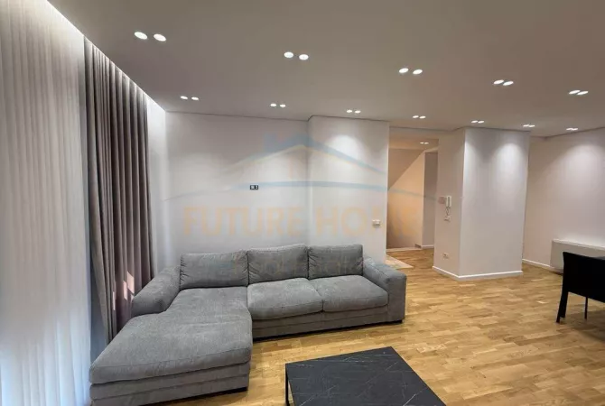 Shtepi me qera 4+1 ne Tirane - 4,000 Euro