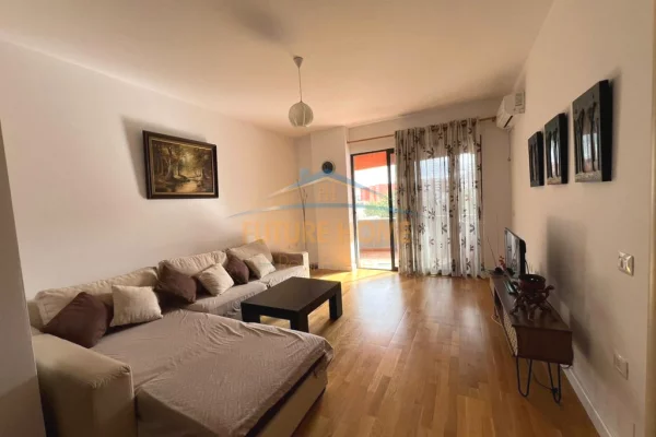Shtepi me qera 2+1 ne Tirane - 600 Euro