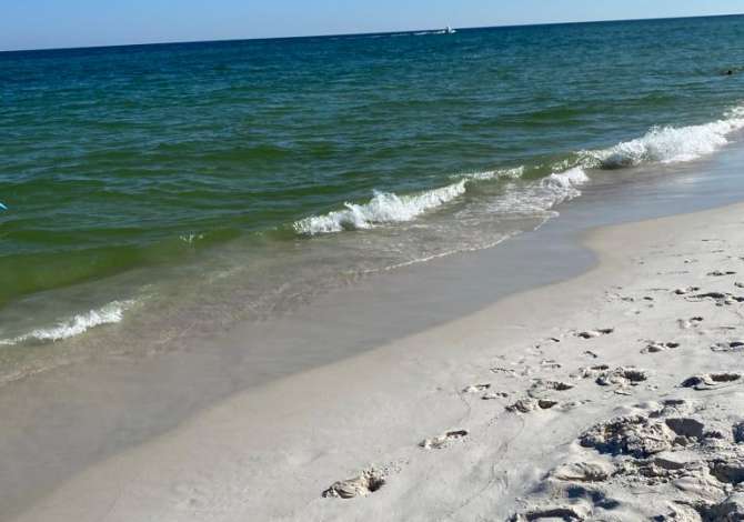 Truall ose Toke  ne Himare - 240,000 Euro