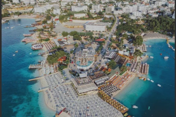 Ambient biznesi ne shitje 5+1 ne Sarande - 750,000 Euro