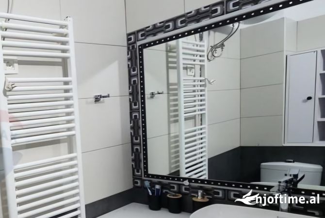 Shtepi me qera 2+1 ne Tirane - 601 Euro