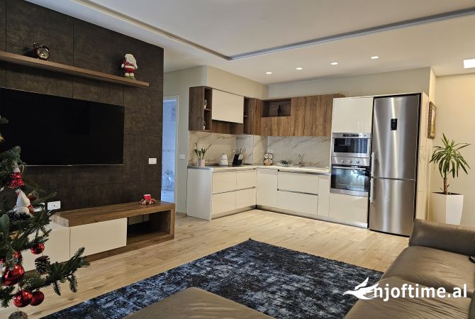 Shtepi ne shitje 2+1 ne Tirane - 245,000 Euro