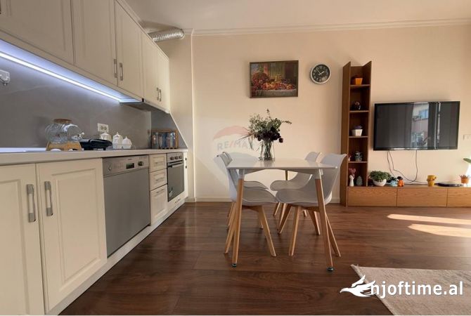 Shtepi me qera 1+1 ne Tirane - 750 Euro