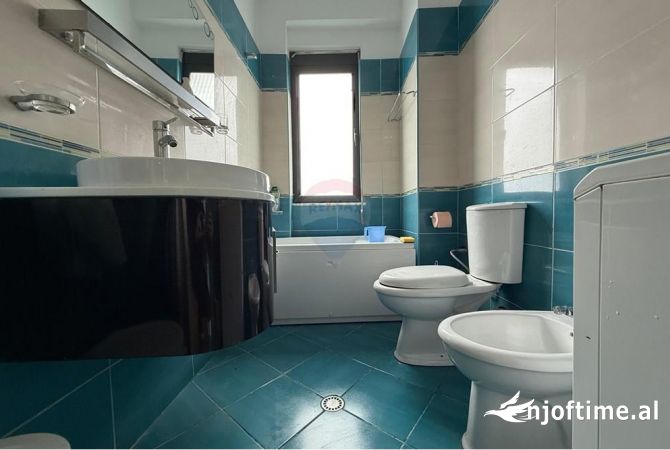 Shtepi me qera 1+1 ne Tirane - 500 Euro
