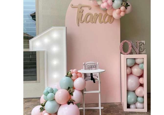 Eralba Event ofron dekorime te ndryshme, organizime dasmash, fejesash dhe feste beqarie etj.