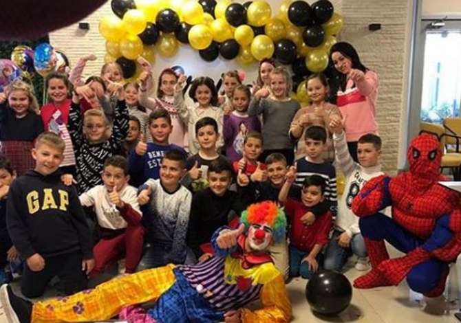 Kids Area hapesira me e re dedikuar femijeve per argetim, rekreacion, dekore te ndryshme