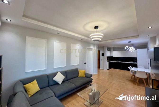 Shtepi me qera 2+1 ne Tirane - 800 Euro