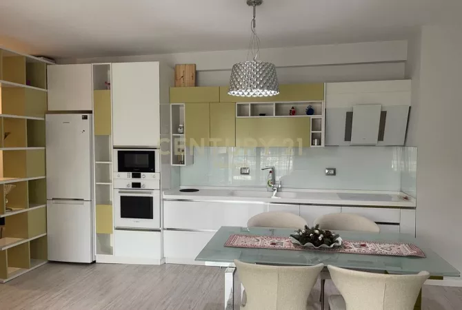 Shtepi me qera Apartament ne Tirane, 2+1, Mobilimi E mobiluar, Pagesa 1,650  Euro.