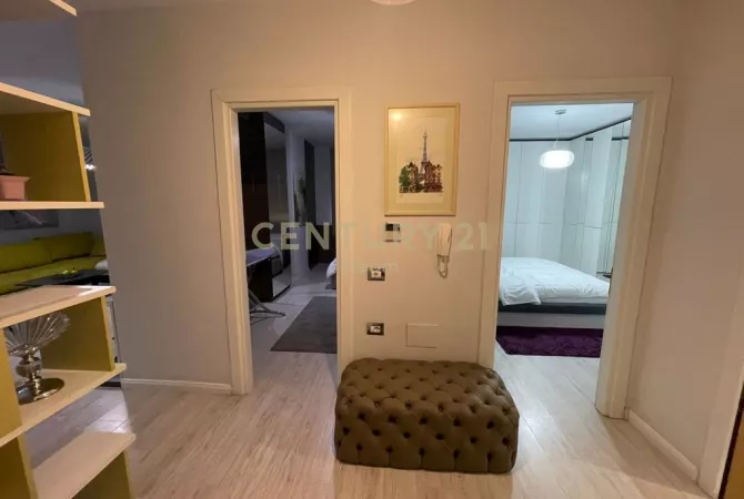 Shtepi me qera Apartament ne Tirane, 2+1, Mobilimi E mobiluar, Pagesa 1,650  Euro.