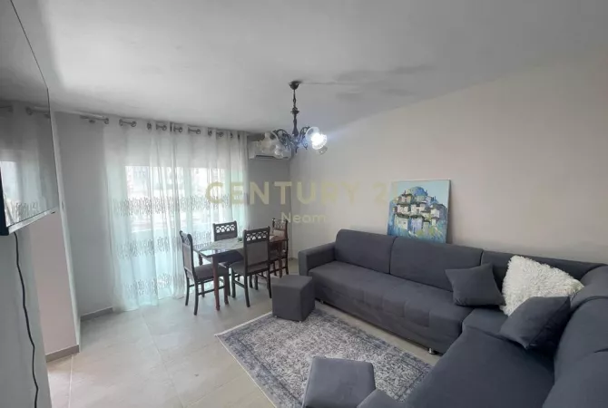 Shtepi me qera 3+1 ne Tirane - 750 Euro