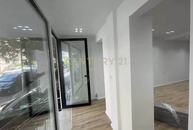 AMBIENT KATI 0 PER QIRA, 20m2 - PRANE RRUGES KOSOVAREVE Neom120016