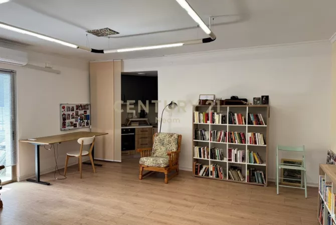 Ambient biznesi me qera 3+1 ne Tirane - 550 Euro