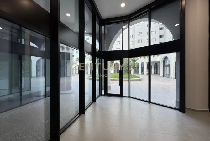 QIRA, AMBIENT KOMERCIAL , RIVER RESIDENCE! Neom119924