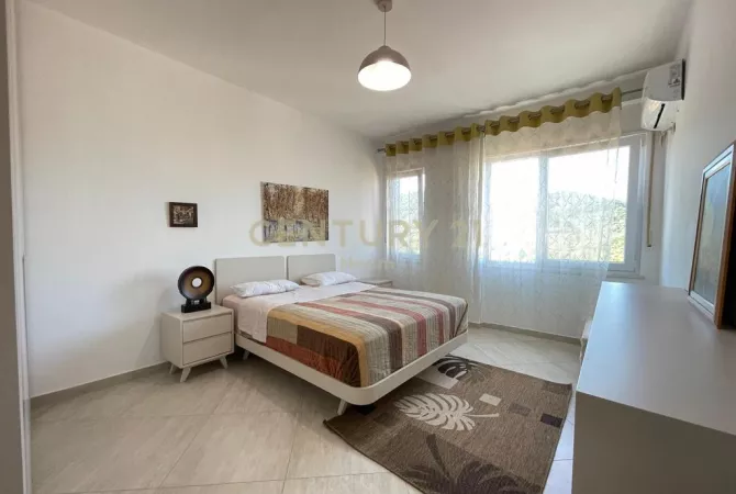 Shtepi me qera Apartament ne Tirane, 2+1, Mobilimi E mobiluar, Pagesa 800  Euro.