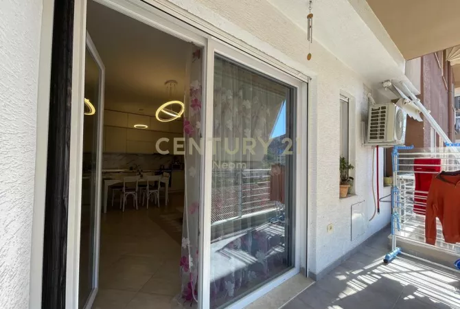 Shtepi me qera Apartament ne Tirane, 2+1, Mobilimi E mobiluar, Pagesa 800  Euro.