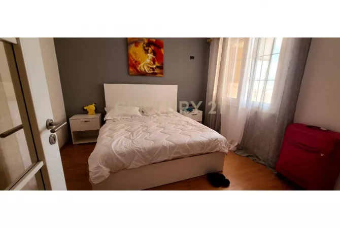 Shtepi me qera 1+1 ne Tirane - 550 Euro