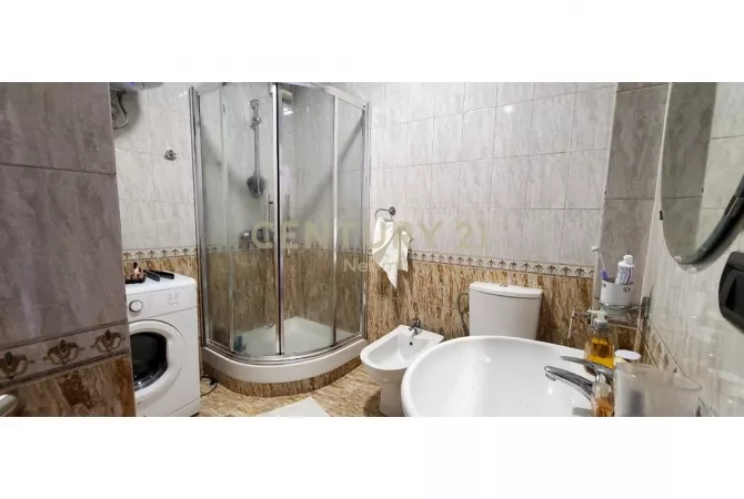 Shtepi me qera Apartament ne Tirane, 1+1, Mobilimi E mobiluar, Pagesa 550  Euro.