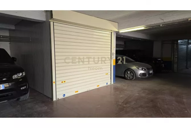 Shtepi me qera Apartament ne Tirane, 3+1, Mobilimi E mobiluar, Pagesa 1,350  Euro.