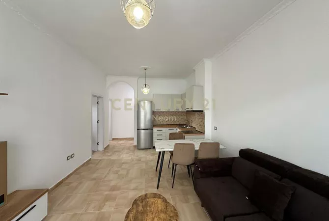 Shtepi me qera 3+1 ne Tirane - 700 Euro