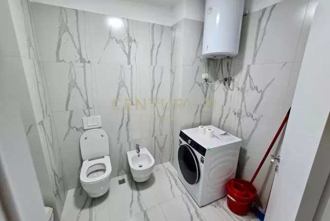 Shtepi me qera Apartament ne Tirane, 2+1, Mobilimi E mobiluar, Pagesa 650  Euro.