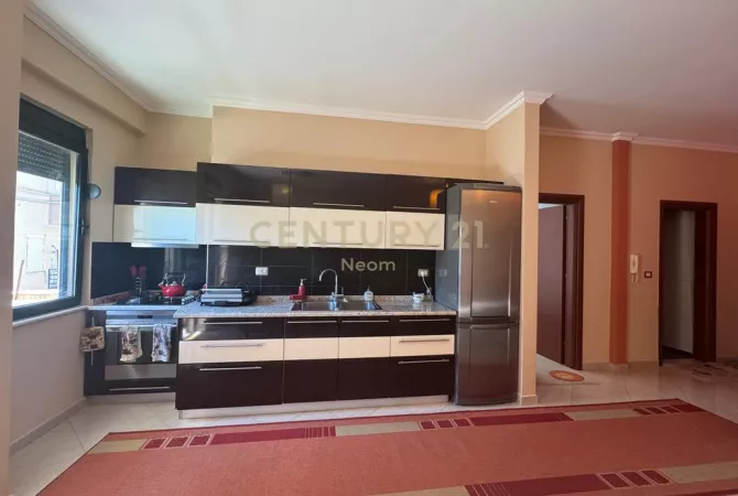 Shtepi me qera Apartament ne Tirane, 1+1, Mobilimi E mobiluar, Pagesa 550  Euro.