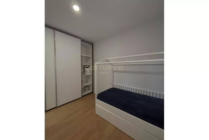Shtepi me qera Apartament ne Tirane, 2+1, Mobilimi E mobiluar, Pagesa 650  Euro.
