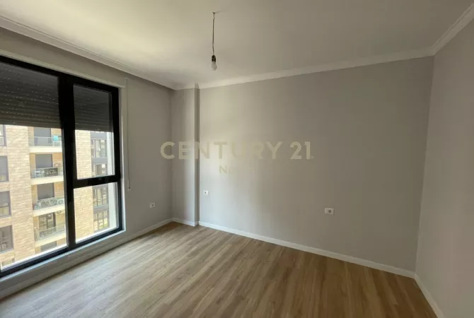 Shtepi me qera 2+1 ne Tirane - 750 Euro