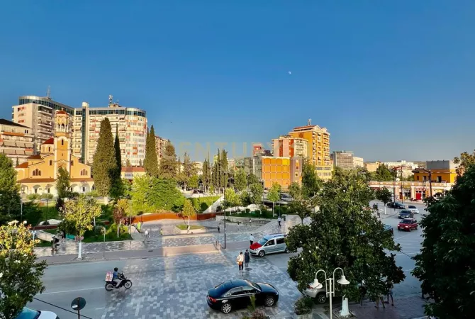 Business Property for Rent 2+1 in Fier - 3,200 Euro