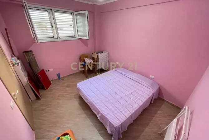 Shtepi me qera Apartament ne Tirane, 2+1, Mobilimi E mobiluar, Pagesa 620  Euro.