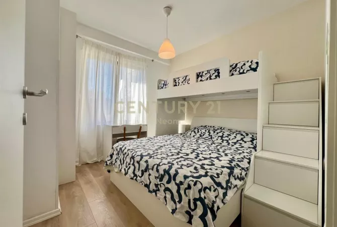 Shtepi me qera Apartament ne Tirane, 2+1, Mobilimi E mobiluar, Pagesa 1,200  Euro.