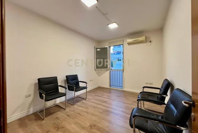 QIRA, ZYRE - 85 m2 te RRUGA KAVAJES‼️ Neom117438