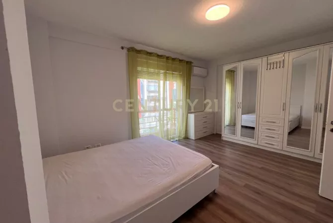 Shtepi me qera Apartament ne Tirane, 2+1, Mobilimi E mobiluar, Pagesa 820  Euro.