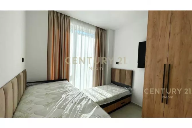 Shtepi me qera Apartament ne Tirane, 2+1, Mobilimi E mobiluar, Pagesa 1,350  Euro.