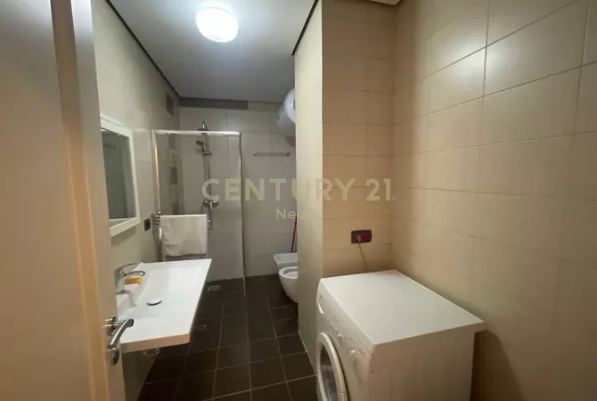 Shtepi me qera Apartament ne Tirane, 2+1, Mobilimi E mobiluar, Pagesa 650  Euro.