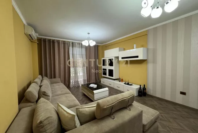 Casa in affitto 2+1 a Tirana - 850 Euro