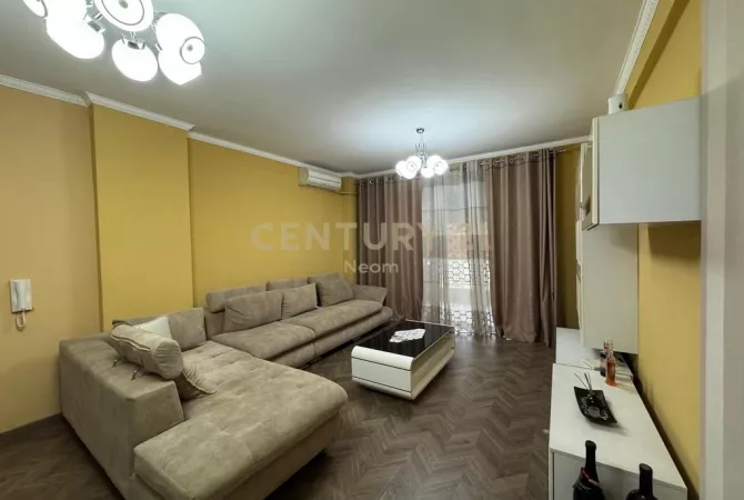 Shtepi me qera 2+1 ne Tirane - 850 Euro