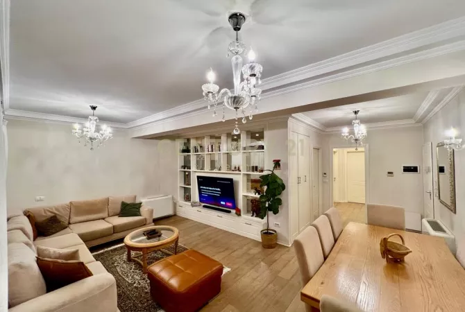 Shtepi me qera Apartament ne Tirane, 2+1, Mobilimi E mobiluar, Pagesa 1,150  Euro.